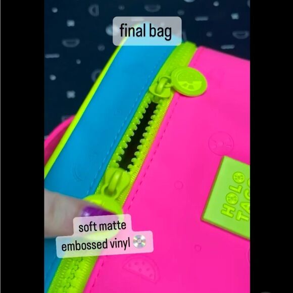 .HOLO TACO: RETRO ON-THE-GO BAG - Picture 6 of 16